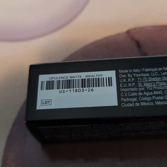 Moodstruck opulence matte lipstick - Picture 3 of 4